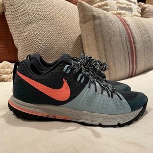 Nike light blue and navy with coral accent trail running shoe. Size 7
